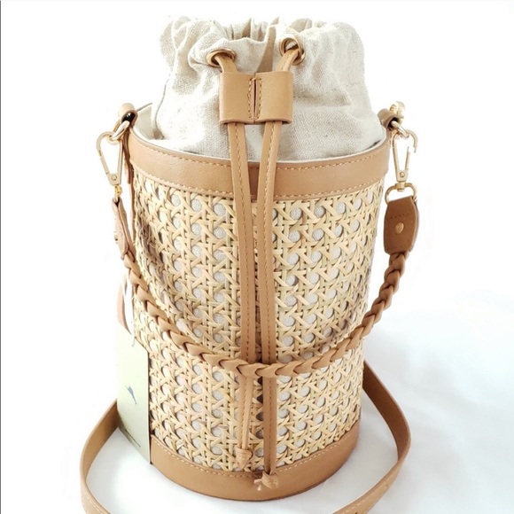 Tommy Bahama Handbags - Tommy Bahama straw bucket bag